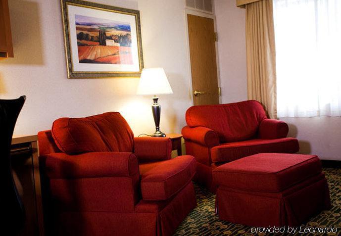 Towneplace Suites Detroit Воррен Номер фото