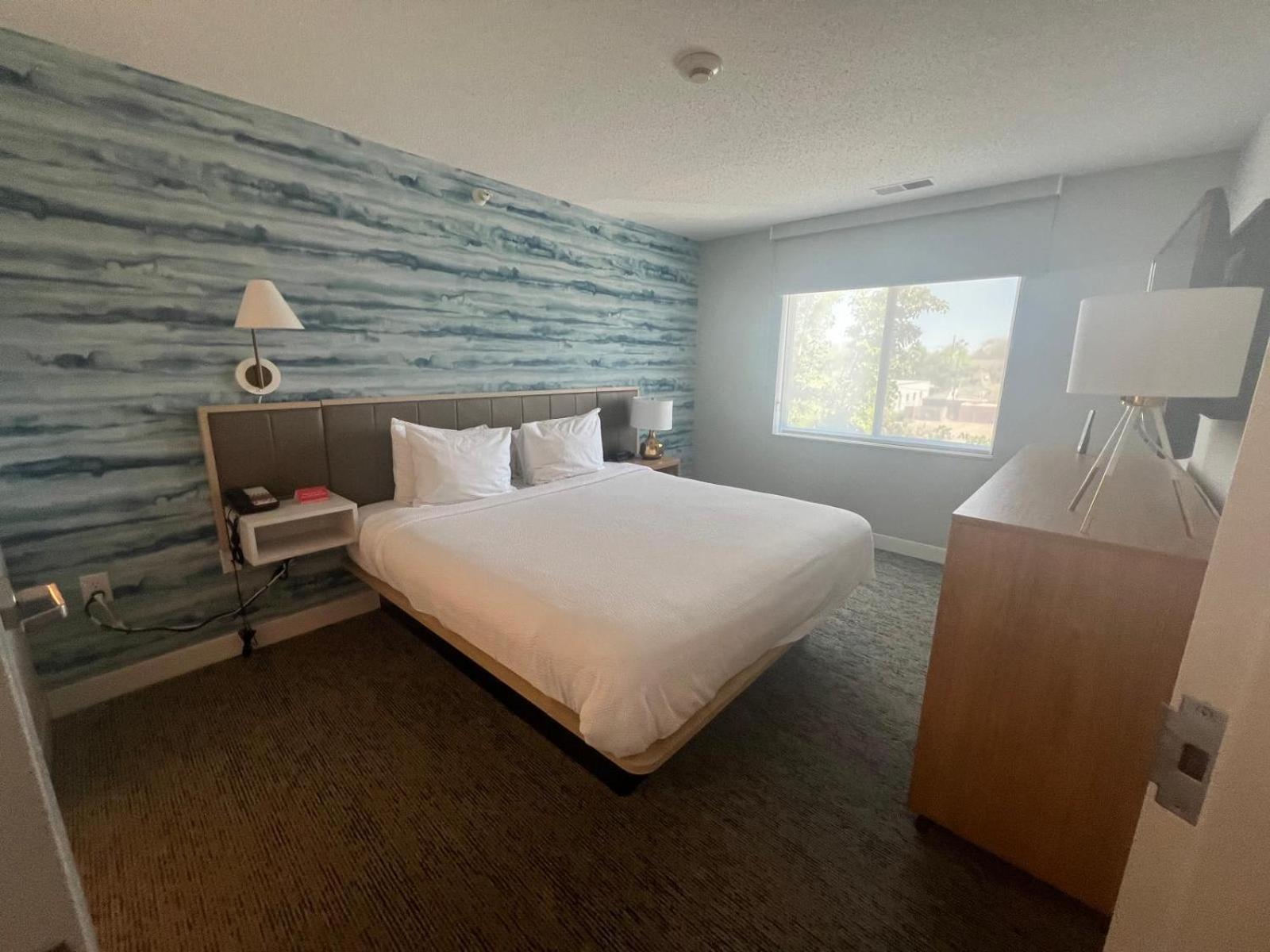 Towneplace Suites Detroit Воррен Екстер'єр фото