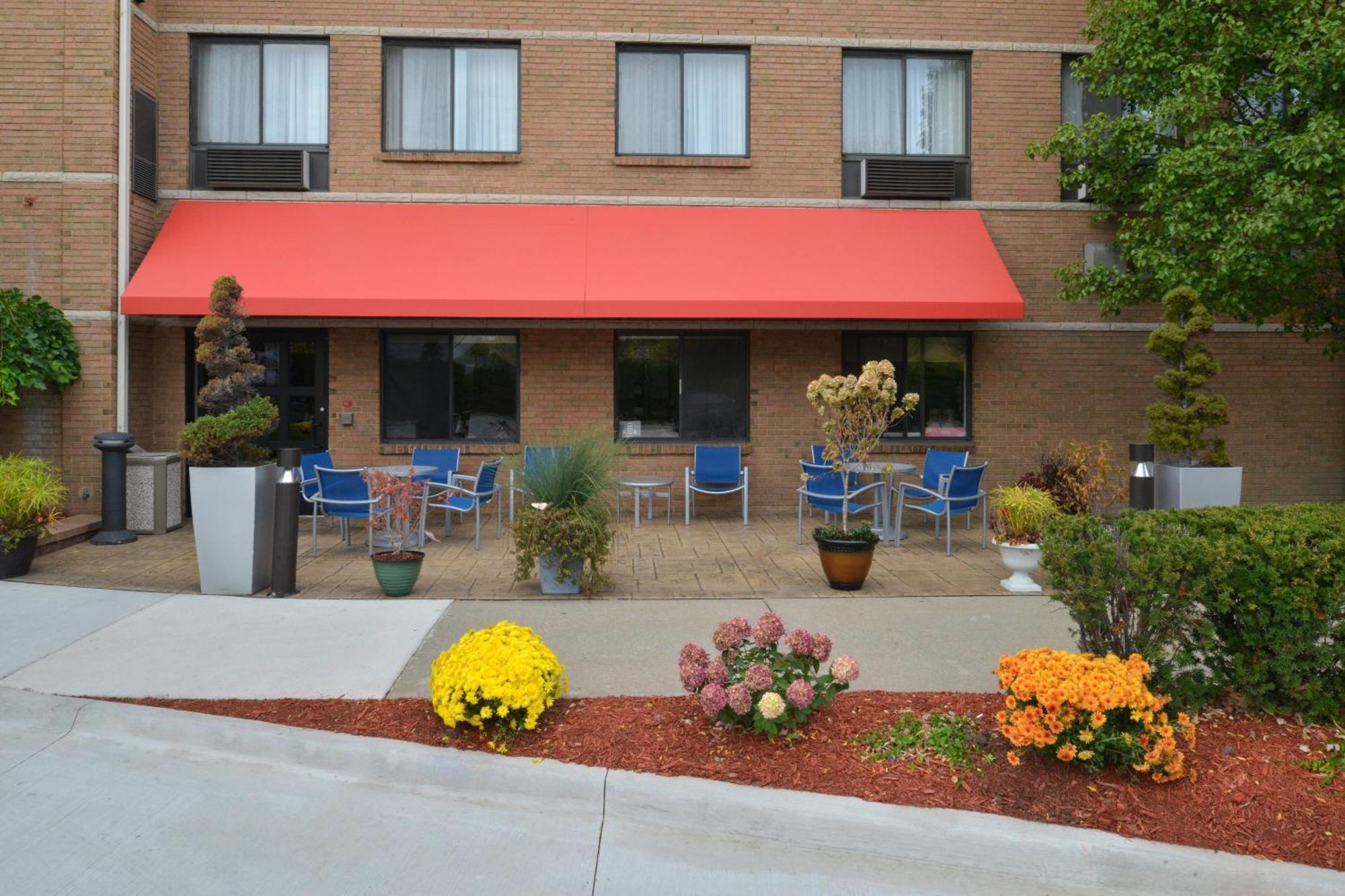 Towneplace Suites Detroit Воррен Екстер'єр фото